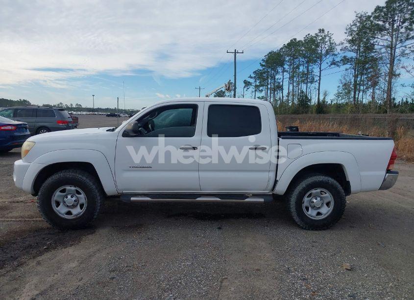 Photo 14 of 2006 Toyota Tacoma PRERUNNER V6 (VIN 5TEJU62N66Z154712)
