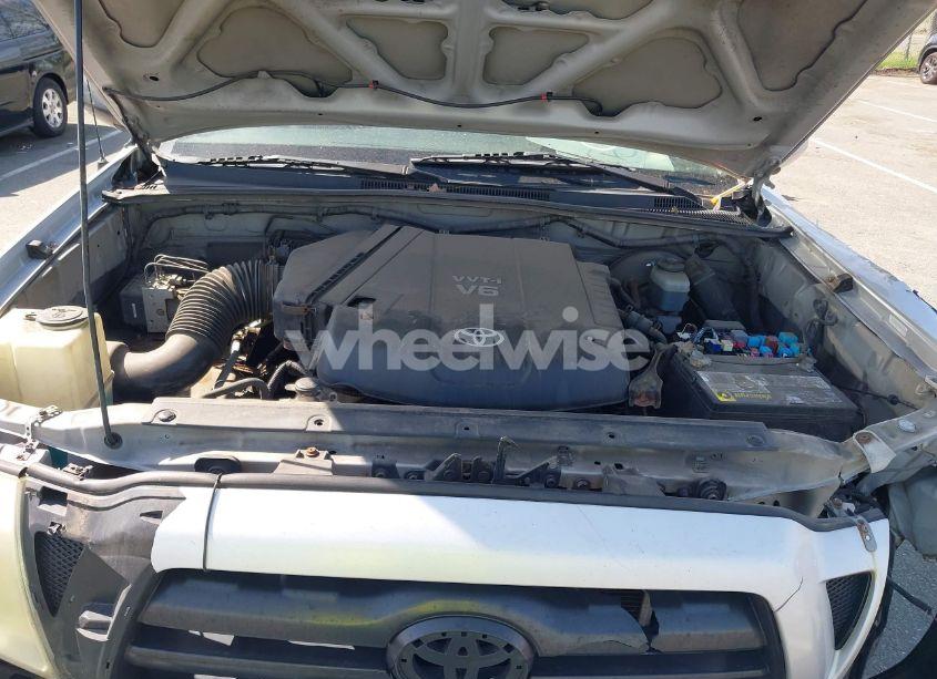 Photo 10 of 2006 Toyota Tacoma PRERUNNER V6 (VIN 5TEJU62N66Z235712)