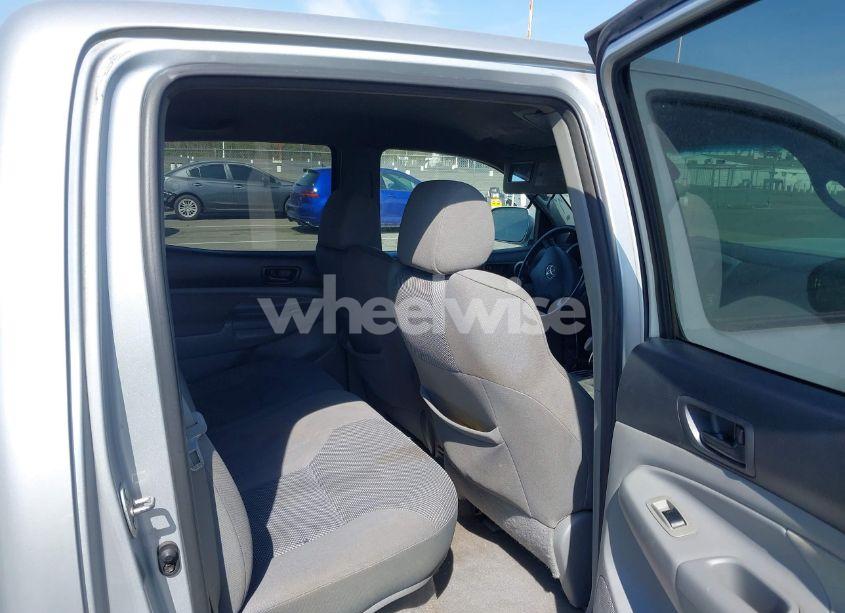 Photo 8 of 2006 Toyota Tacoma PRERUNNER V6 (VIN 5TEJU62N66Z235712)