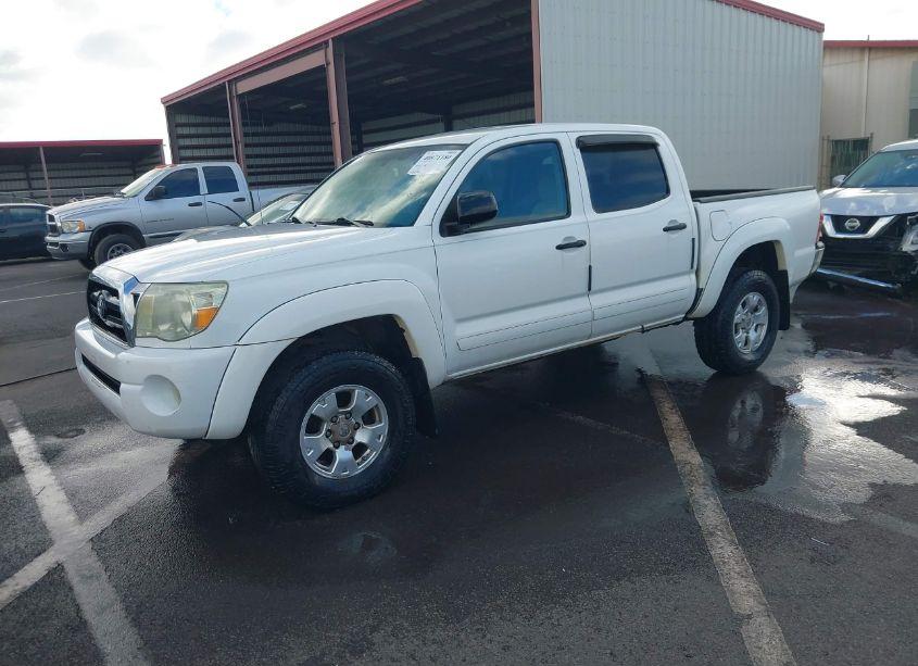 Photo 2 of 2007 Toyota Tacoma PRERUNNER V6 (VIN 5TEJU62N77Z335139)