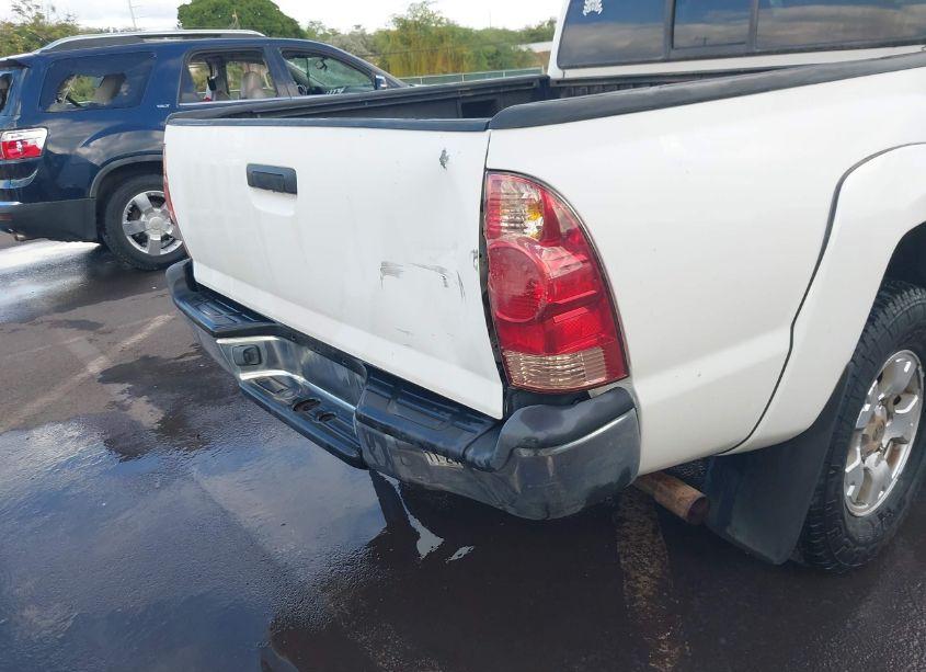 Photo 6 of 2007 Toyota Tacoma PRERUNNER V6 (VIN 5TEJU62N77Z335139)