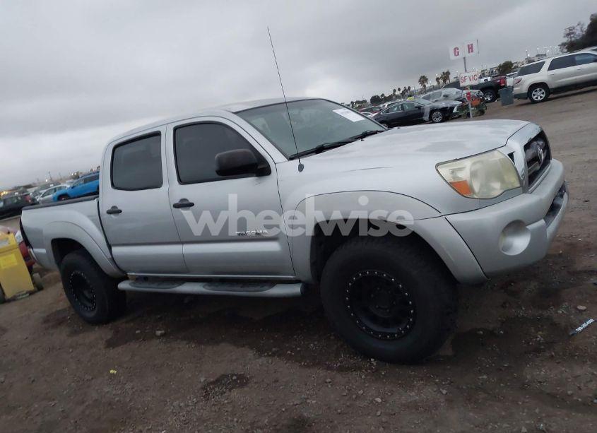 Photo 13 of 2007 Toyota Tacoma PRERUNNER V6 (VIN 5TEJU62N77Z375043)