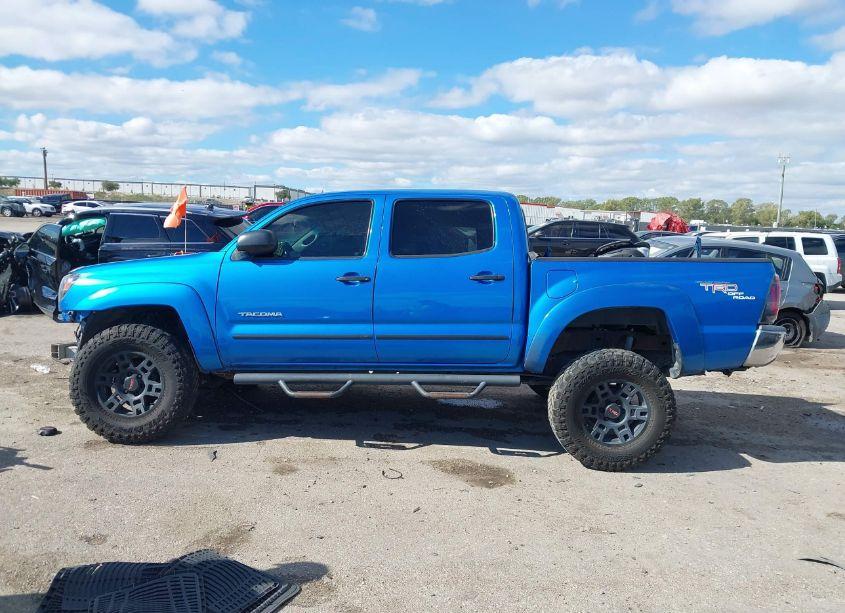 Photo 14 of 2005 Toyota Tacoma DOUBLE CAB PRERUNNER (VIN 5TEJU62N85Z092115)