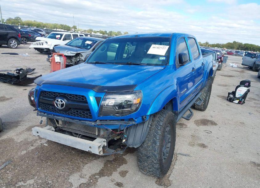 Photo 2 of 2005 Toyota Tacoma DOUBLE CAB PRERUNNER (VIN 5TEJU62N85Z092115)