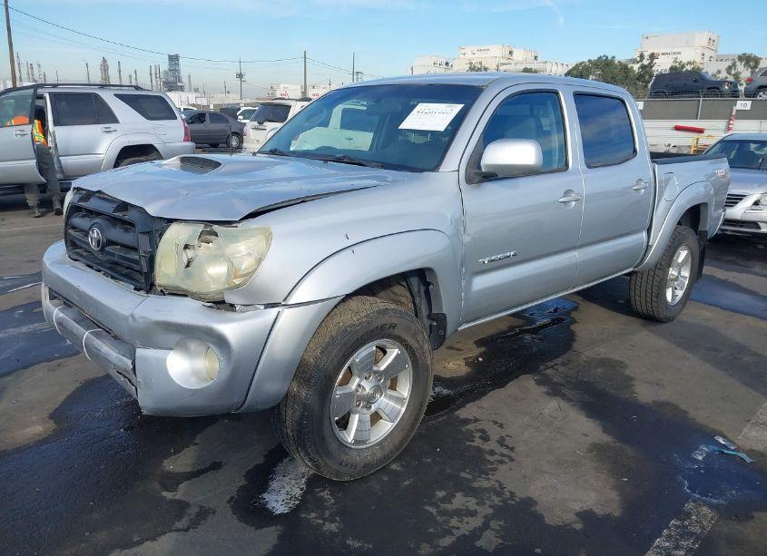 Photo 2 of 2006 Toyota Tacoma PRERUNNER V6 (VIN 5TEJU62N96Z300634)