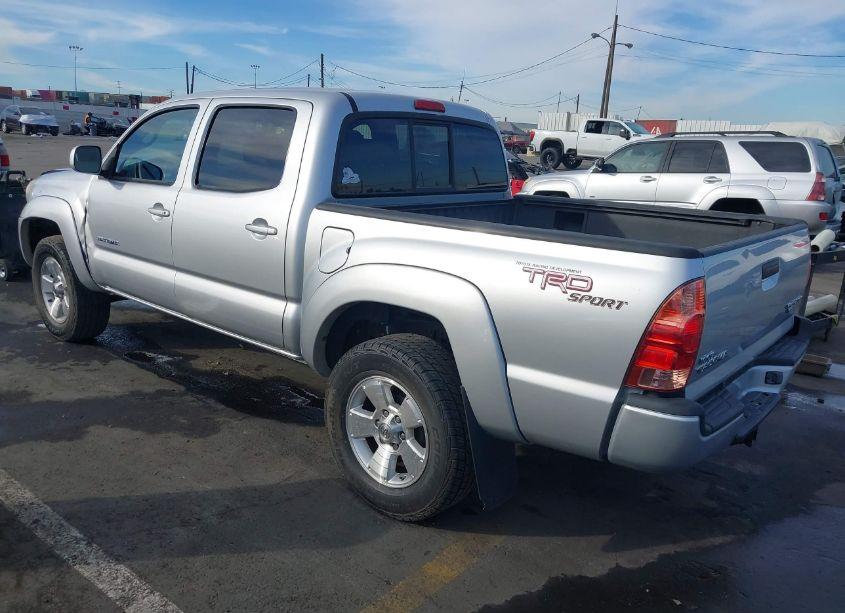 Photo 3 of 2006 Toyota Tacoma PRERUNNER V6 (VIN 5TEJU62N96Z300634)