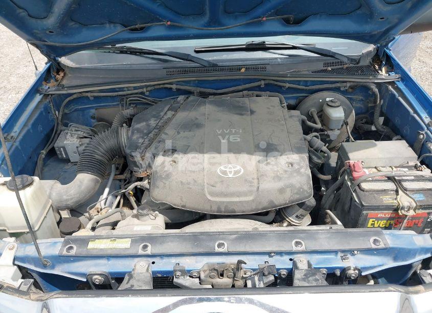 Photo 10 of 2005 Toyota Tacoma DOUBLE CAB PRERUNNER (VIN 5TEJU62NX5Z040582)