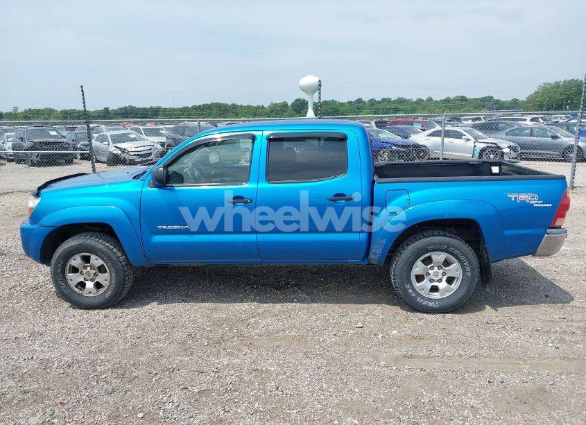 Photo 14 of 2005 Toyota Tacoma DOUBLE CAB PRERUNNER (VIN 5TEJU62NX5Z040582)
