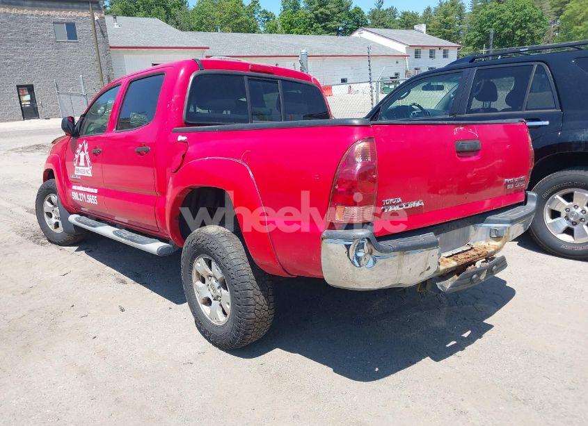 Photo 3 of 2005 Toyota Tacoma PRERUNNER V6 (VIN 5TEJU62NX5Z106483)