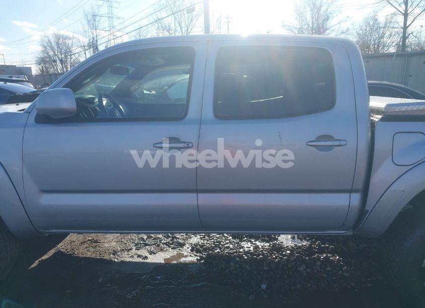 Photo 15 of 2006 Toyota Tacoma DOUBLE CAB PRERUNNER (VIN 5TEJU62NX6Z273072)