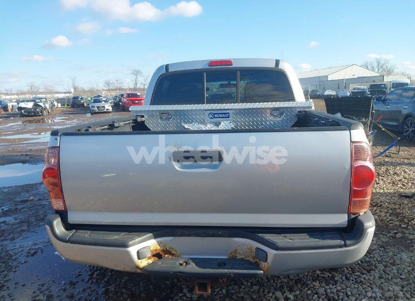 Photo 17 of 2006 Toyota Tacoma DOUBLE CAB PRERUNNER (VIN 5TEJU62NX6Z273072)