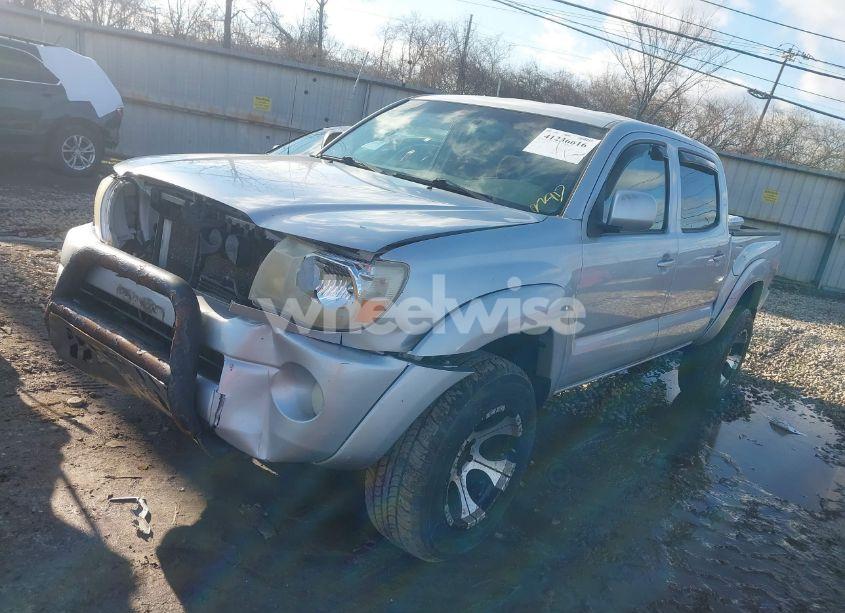 Photo 2 of 2006 Toyota Tacoma DOUBLE CAB PRERUNNER (VIN 5TEJU62NX6Z273072)