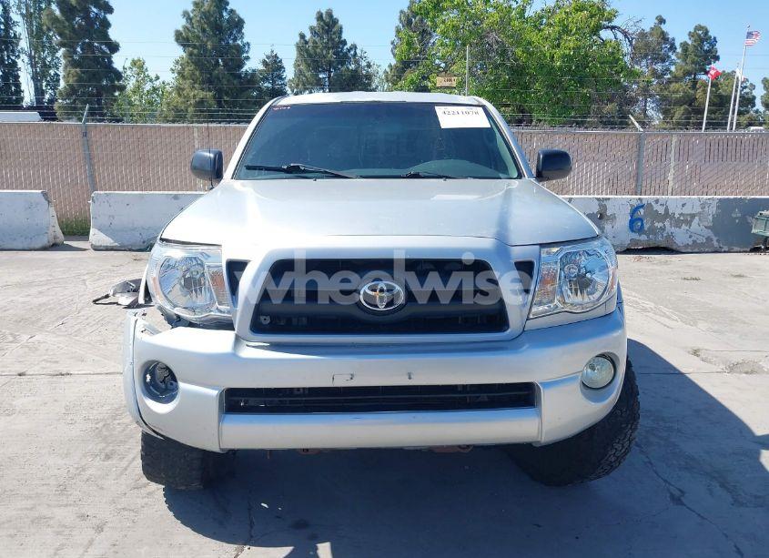 Photo 13 of 2007 Toyota Tacoma PRERUNNER V6 (VIN 5TEJU62NX7Z431959)
