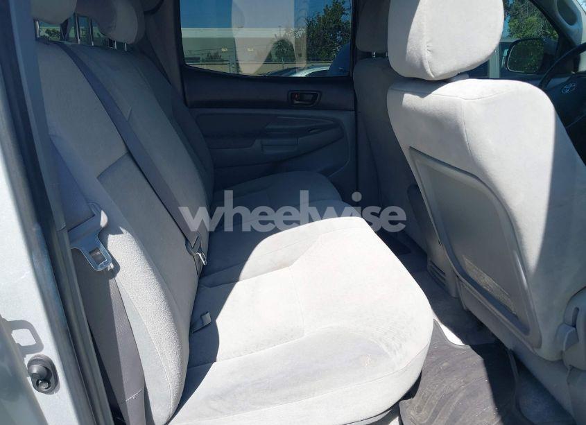 Photo 8 of 2007 Toyota Tacoma PRERUNNER V6 (VIN 5TEJU62NX7Z431959)