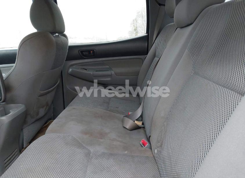 Photo 8 of 2006 Toyota Tacoma PRERUNNER V6 (VIN 5TEKU72N06Z237613)