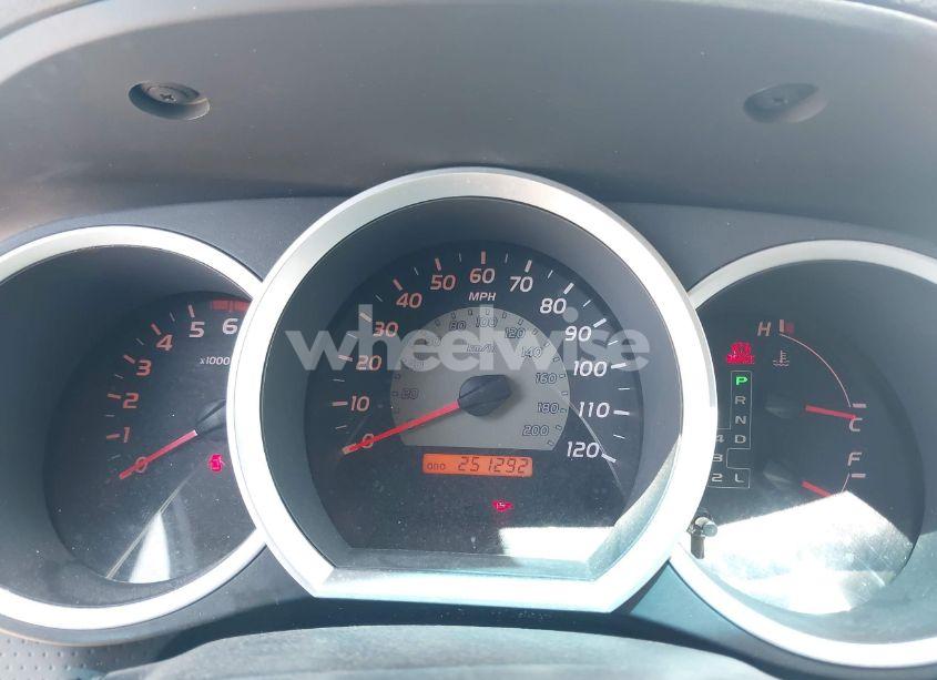 Photo 7 of 2005 Toyota Tacoma PRERUNNER V6 (VIN 5TEKU72N15Z137616)