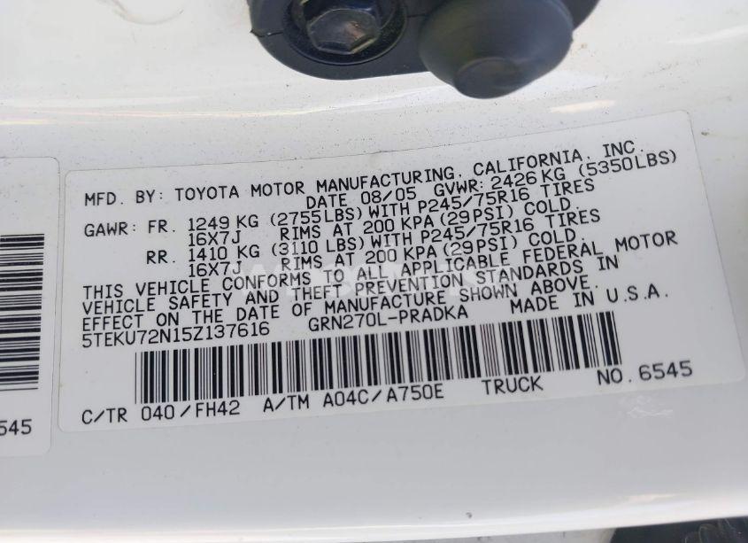 Photo 9 of 2005 Toyota Tacoma PRERUNNER V6 (VIN 5TEKU72N15Z137616)