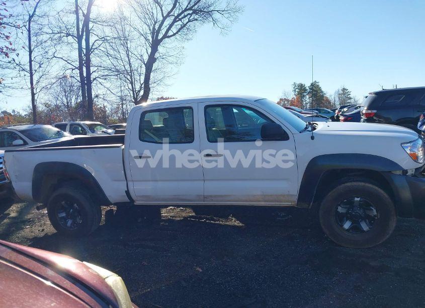 Photo 13 of 2007 Toyota Tacoma PRERUNNER V6 (VIN 5TEKU72N17Z403395)