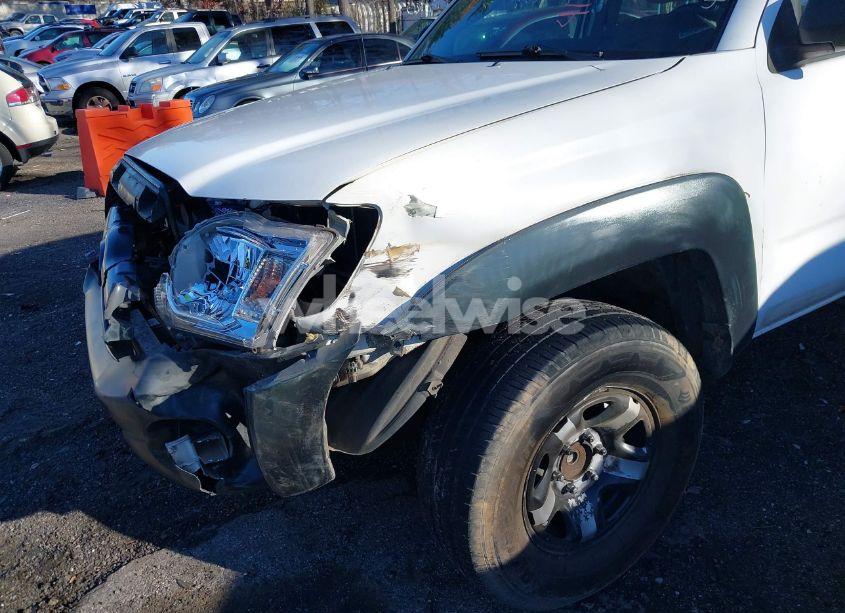 Photo 6 of 2007 Toyota Tacoma PRERUNNER V6 (VIN 5TEKU72N17Z403395)