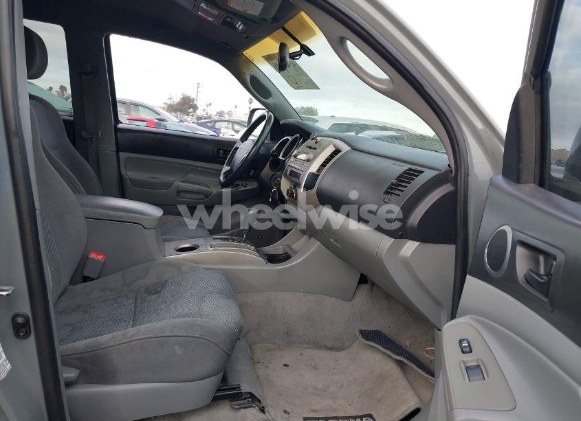 Photo 5 of 2006 Toyota Tacoma DBL CAB PRERUNNER LNG BED (VIN 5TEKU72N26Z276090)