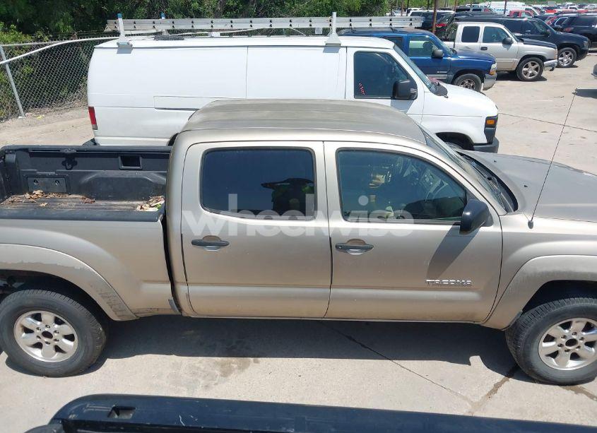 Photo 13 of 2006 Toyota Tacoma PRERUNNER V6 (VIN 5TEKU72N46Z265799)