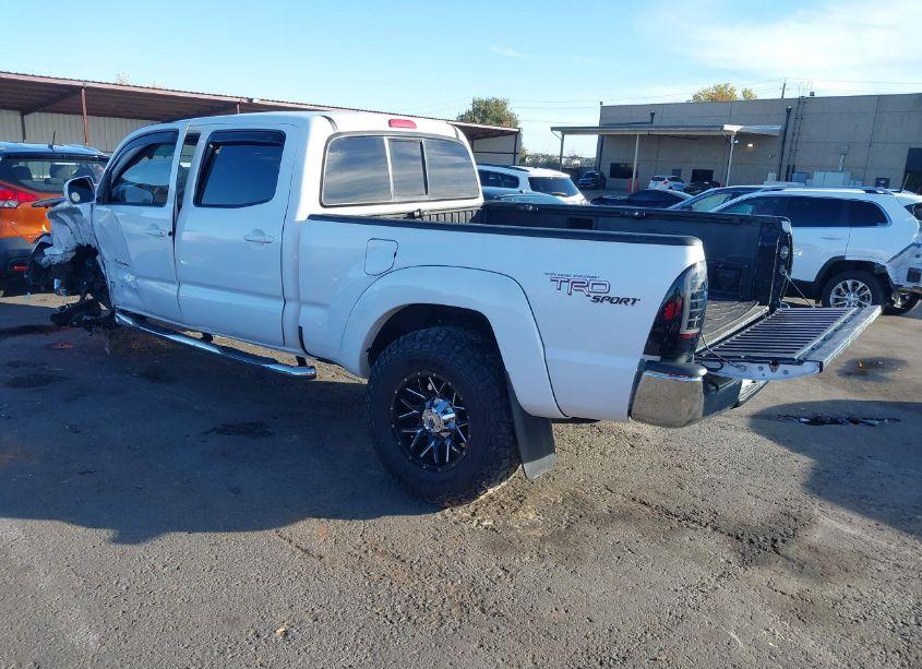 Photo 3 of 2008 Toyota Tacoma DBL CAB PRERUNNER LNG BED (VIN 5TEKU72N58Z503470)