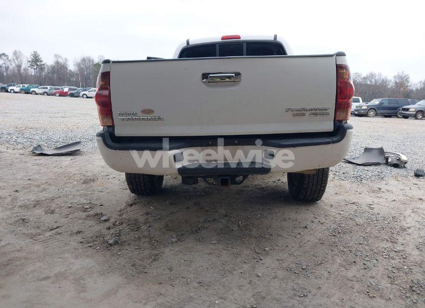 Photo 16 of 2007 Toyota Tacoma DBL CAB PRERUNNER LNG BED (VIN 5TEKU72N67Z418118)