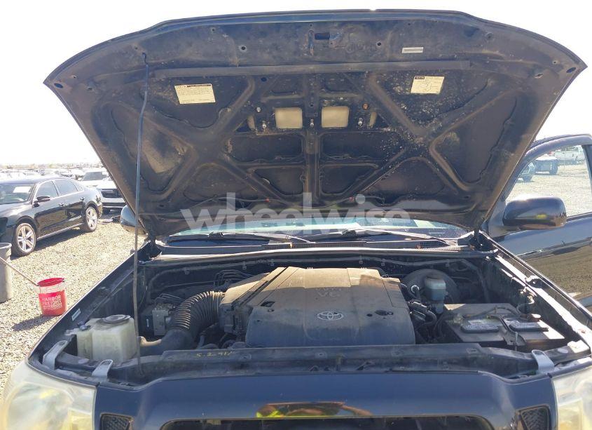 Photo 10 of 2007 Toyota Tacoma PRERUNNER V6 (VIN 5TEKU72NX7Z463157)