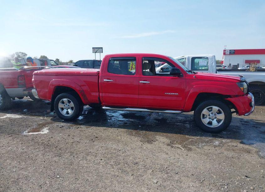 Photo 13 of 2008 Toyota Tacoma PRERUNNER V6 (VIN 5TEKU72NX8Z502203)