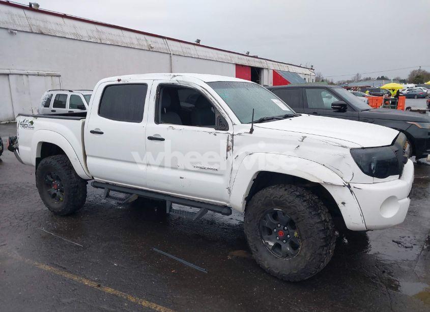 Photo 6 of 2005 Toyota Tacoma DOUBLE CAB (VIN 5TELU42N05Z063916)