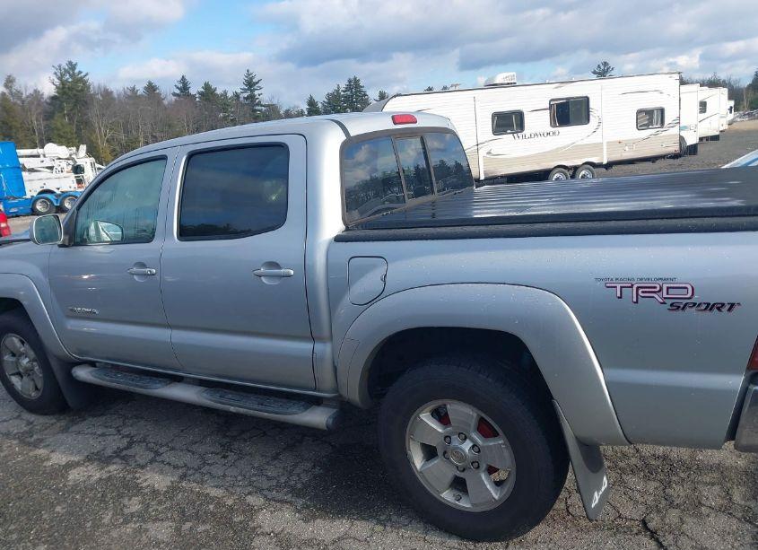 Photo 15 of 2006 Toyota Tacoma DOUBLE CAB (VIN 5TELU42N06Z198895)