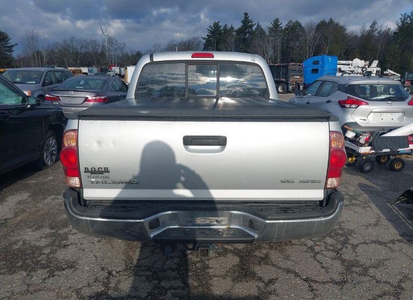 Photo 17 of 2006 Toyota Tacoma DOUBLE CAB (VIN 5TELU42N06Z198895)