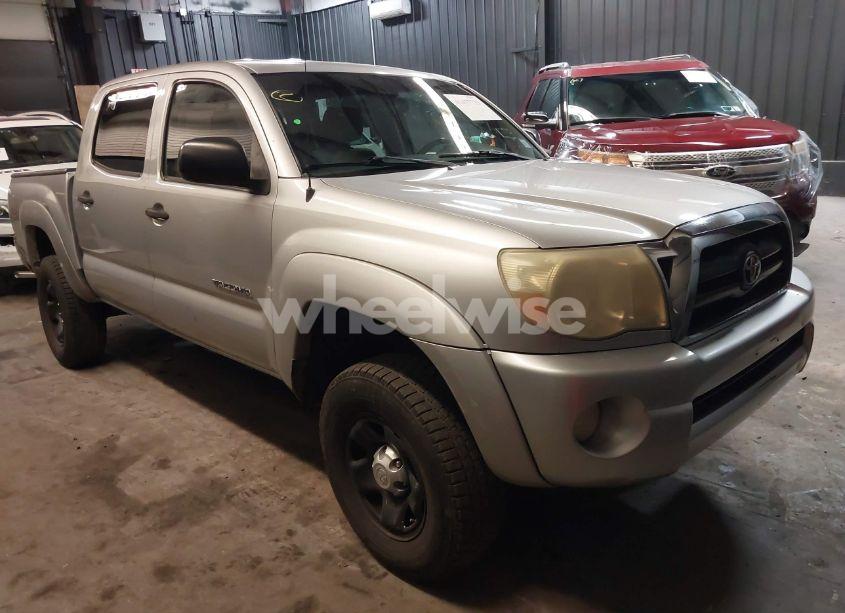 2006 Toyota Tacoma BASE V6 (VIN 5TELU42N06Z261591) main photo