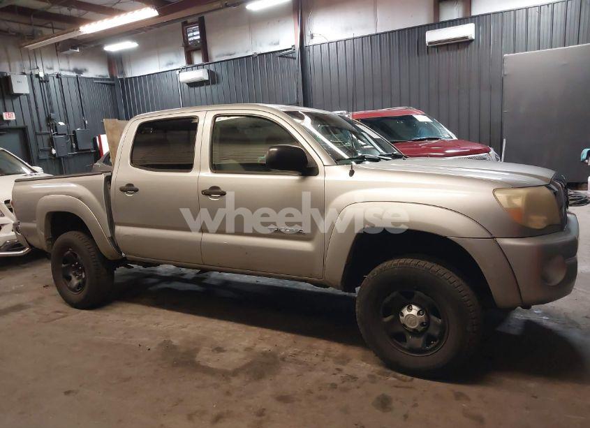 Photo 14 of 2006 Toyota Tacoma BASE V6 (VIN 5TELU42N06Z261591)