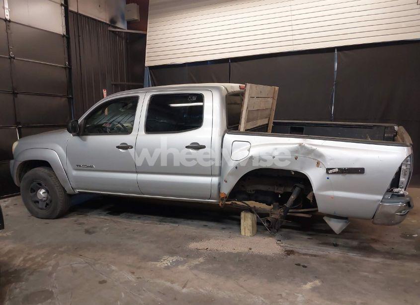 Photo 15 of 2006 Toyota Tacoma BASE V6 (VIN 5TELU42N06Z261591)