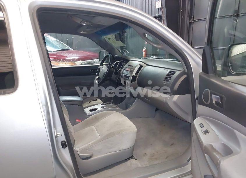 Photo 5 of 2006 Toyota Tacoma BASE V6 (VIN 5TELU42N06Z261591)