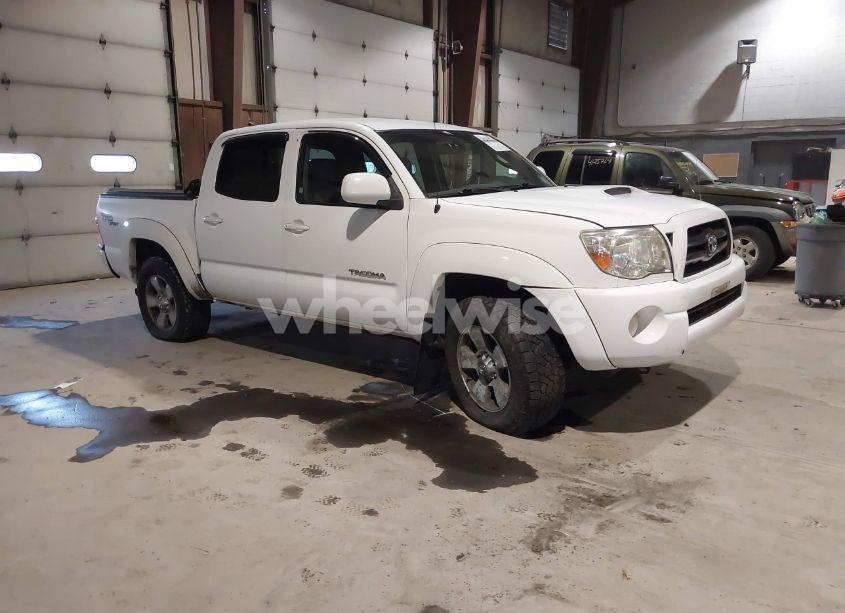 2008 Toyota Tacoma DOUBLE CAB (VIN 5TELU42N08Z564423) main photo