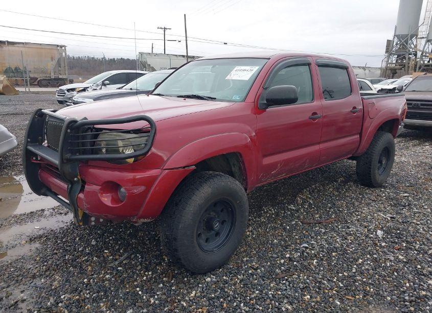 Photo 2 of 2005 Toyota Tacoma DOUBLE CAB (VIN 5TELU42N15Z025028)