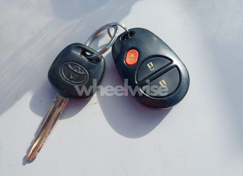 Photo 11 of 2006 Toyota Tacoma BASE V6 (VIN 5TELU42N16Z150242)