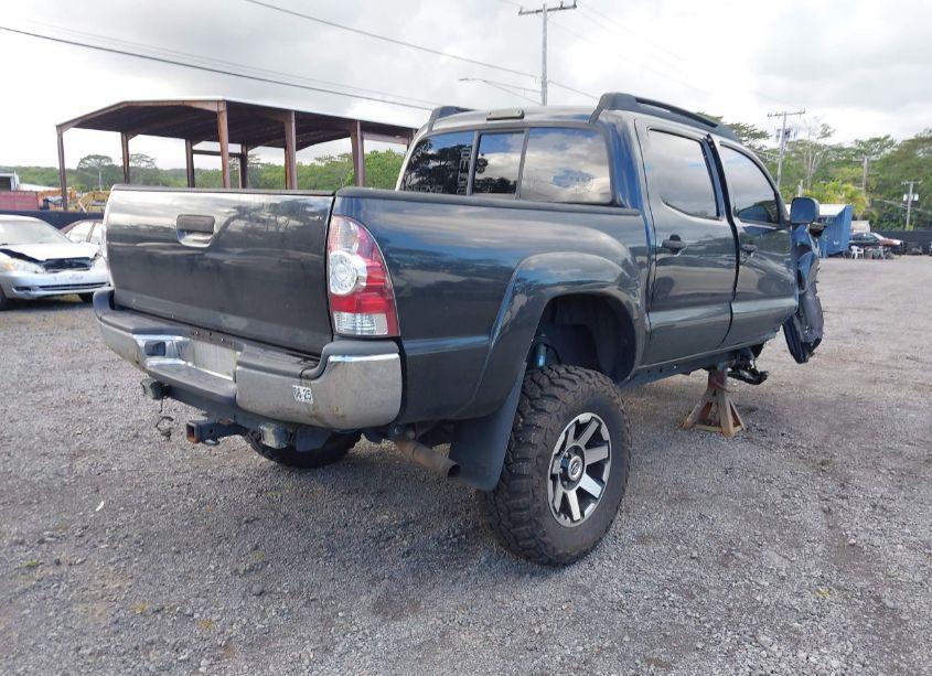 Photo 4 of 2006 Toyota Tacoma BASE V6 (VIN 5TELU42N16Z305016)