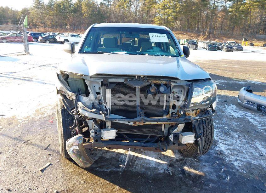 Photo 13 of 2005 Toyota Tacoma BASE V6 (VIN 5TELU42N25Z126207)