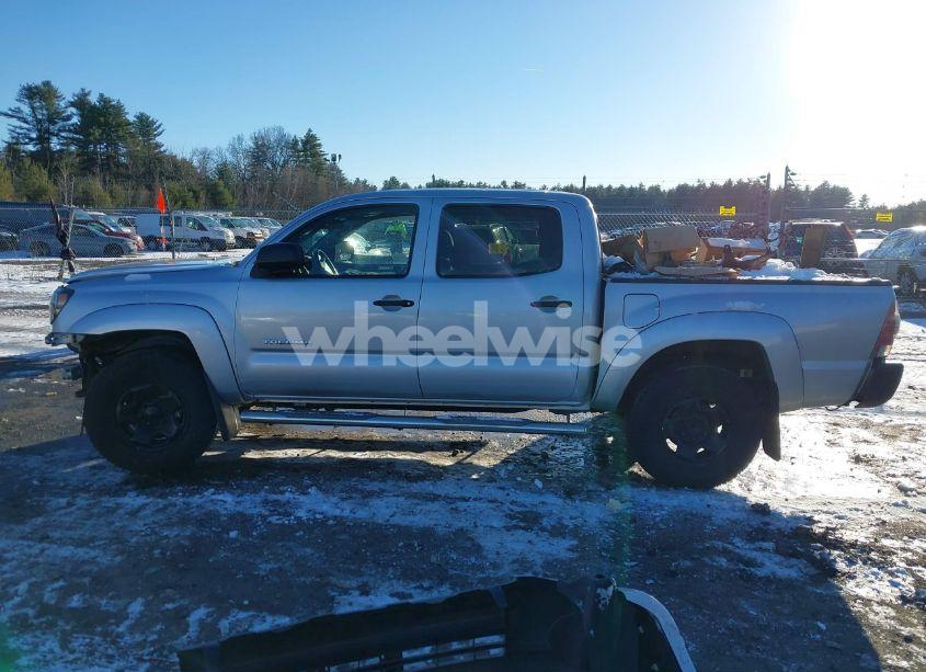 Photo 15 of 2005 Toyota Tacoma BASE V6 (VIN 5TELU42N25Z126207)
