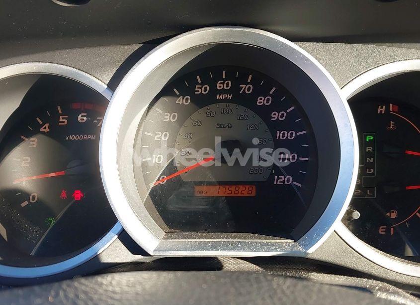Photo 7 of 2005 Toyota Tacoma BASE V6 (VIN 5TELU42N25Z126207)