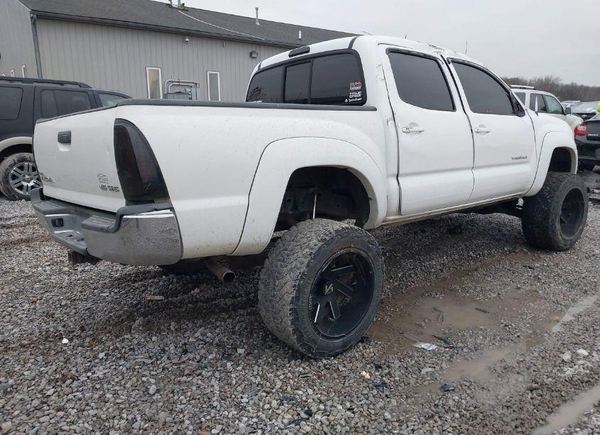 Photo 4 of 2007 Toyota Tacoma DOUBLE CAB (VIN 5TELU42N27Z426543)