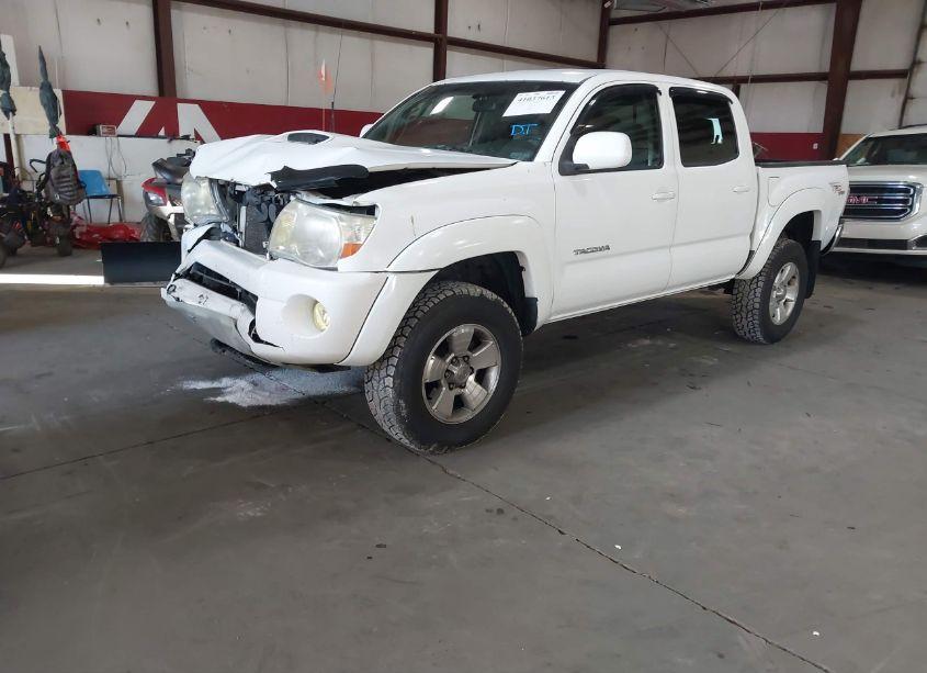 Photo 2 of 2007 Toyota Tacoma DOUBLE CAB (VIN 5TELU42N37Z428477)