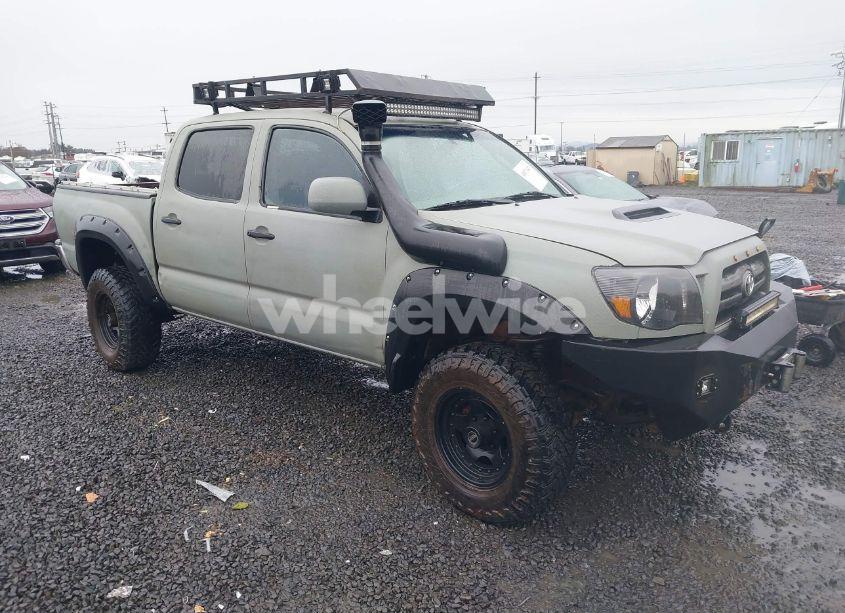2005 Toyota Tacoma DOUBLE CAB (VIN 5TELU42N45Z065006) main photo