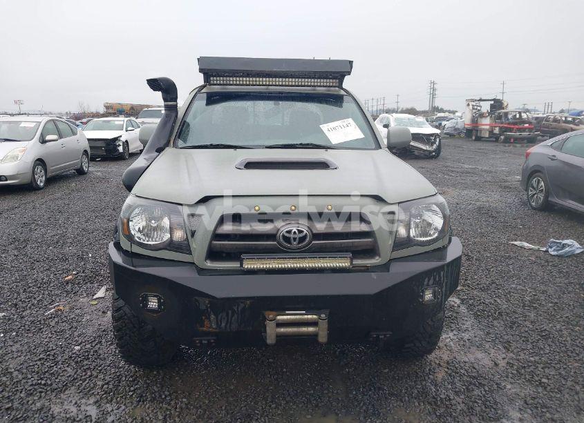 Photo 13 of 2005 Toyota Tacoma DOUBLE CAB (VIN 5TELU42N45Z065006)