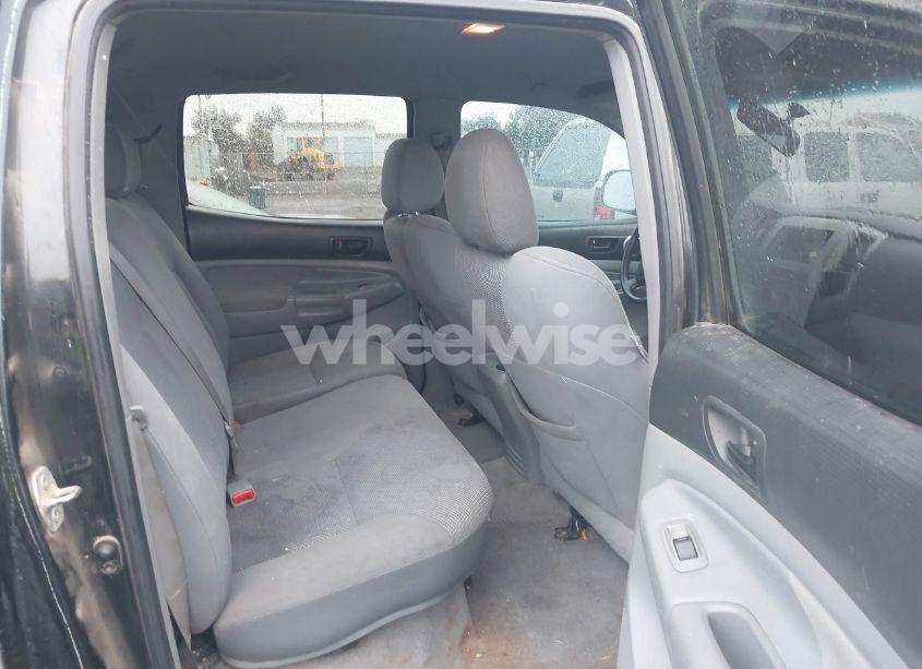 Photo 8 of 2005 Toyota Tacoma DOUBLE CAB (VIN 5TELU42N45Z065006)