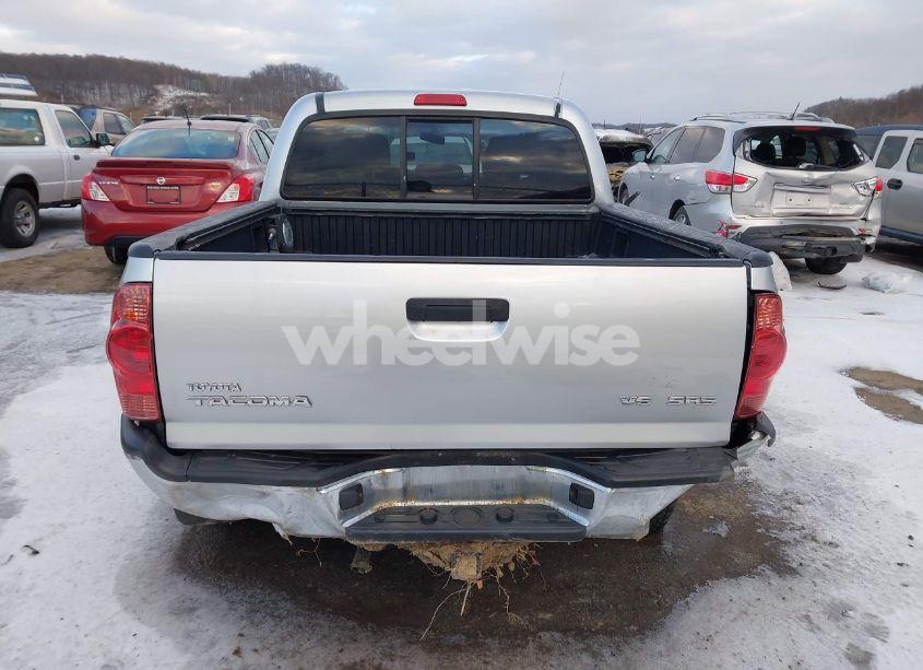 Photo 16 of 2005 Toyota Tacoma DOUBLE CAB (VIN 5TELU42N45Z088253)