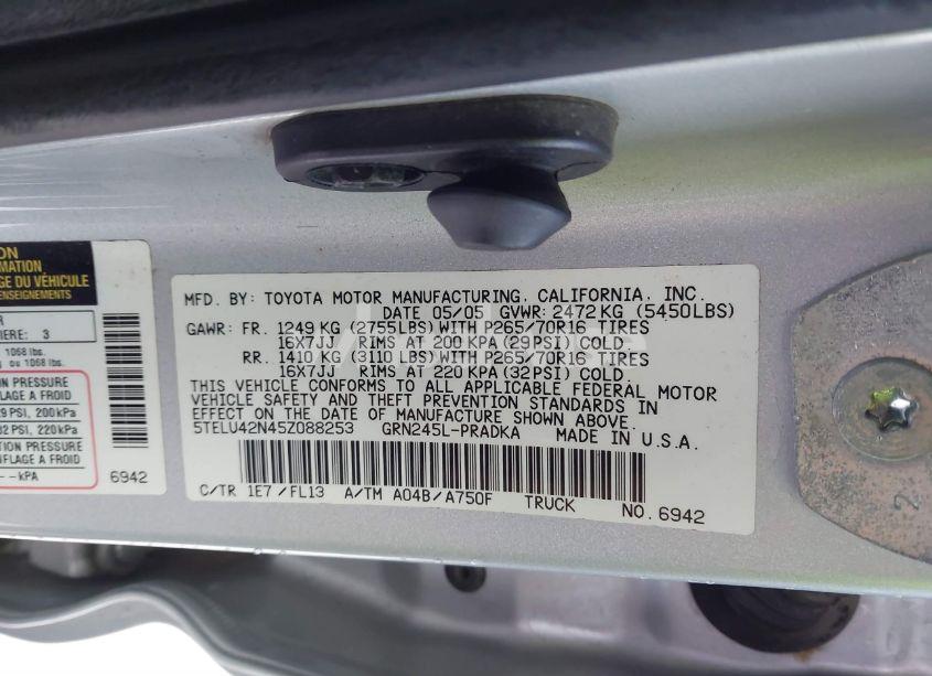 Photo 9 of 2005 Toyota Tacoma DOUBLE CAB (VIN 5TELU42N45Z088253)